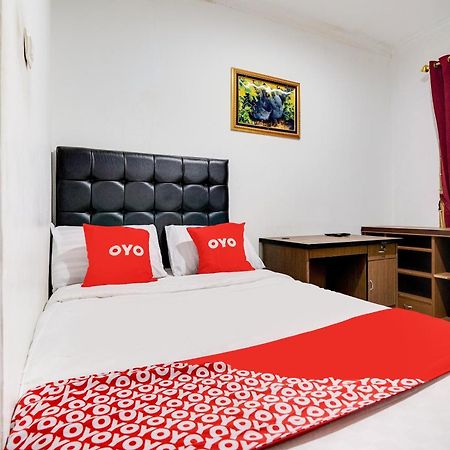 Oyo Life 91994 Sawerigading Jatinangor Syariah Hotel Sayang ภายนอก รูปภาพ