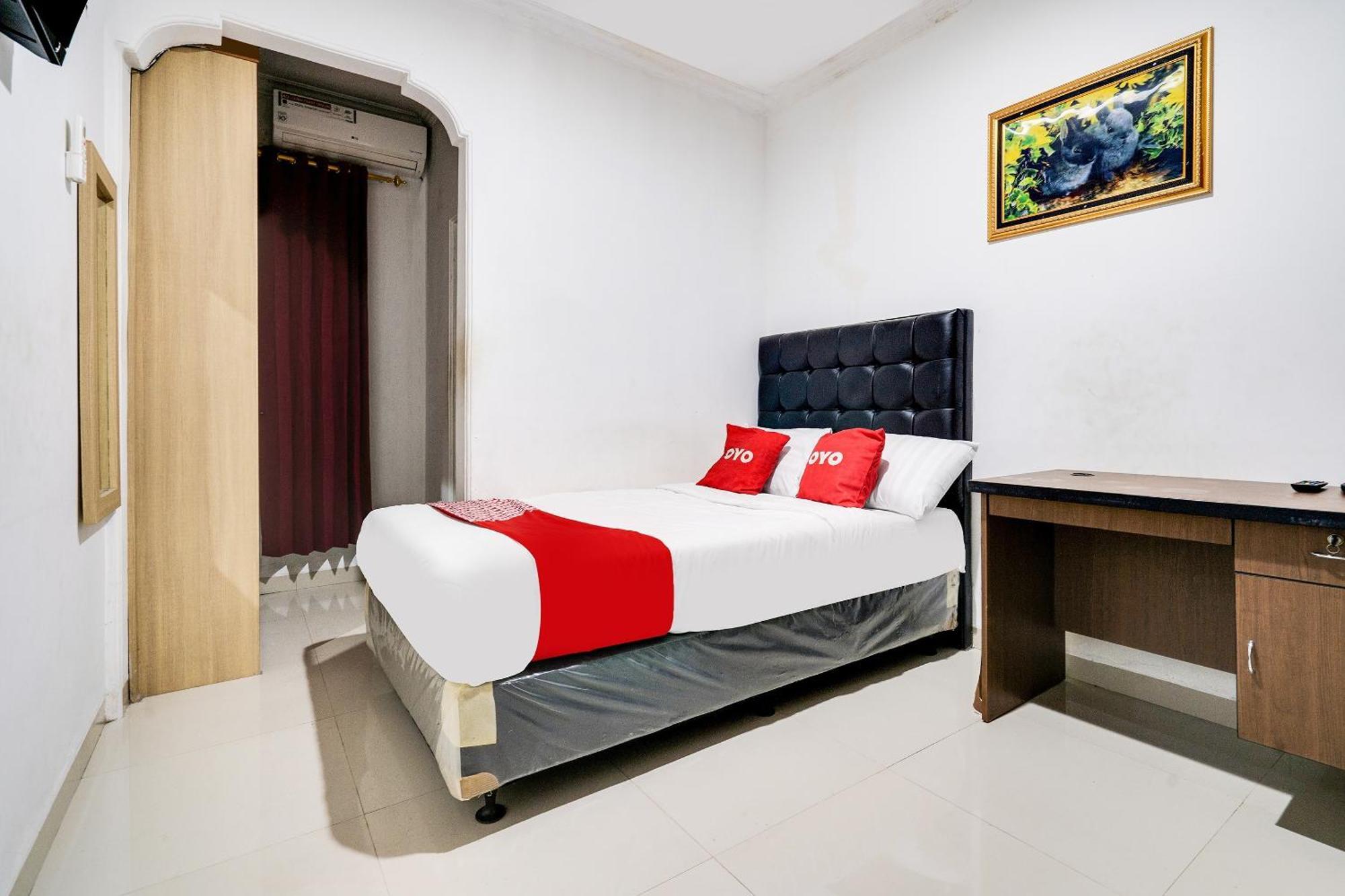 Oyo Life 91994 Sawerigading Jatinangor Syariah Hotel Sayang ภายนอก รูปภาพ