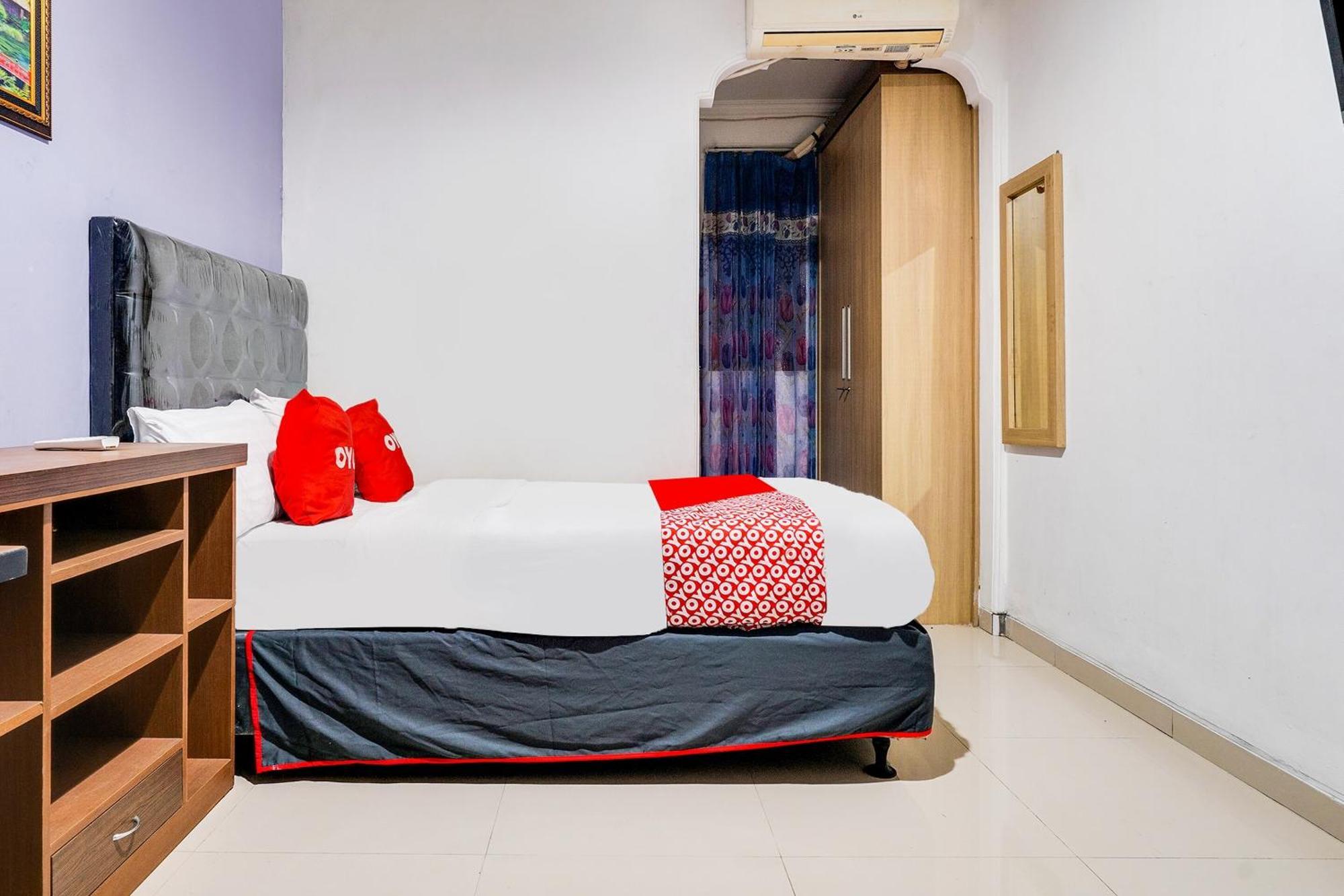 Oyo Life 91994 Sawerigading Jatinangor Syariah Hotel Sayang ภายนอก รูปภาพ